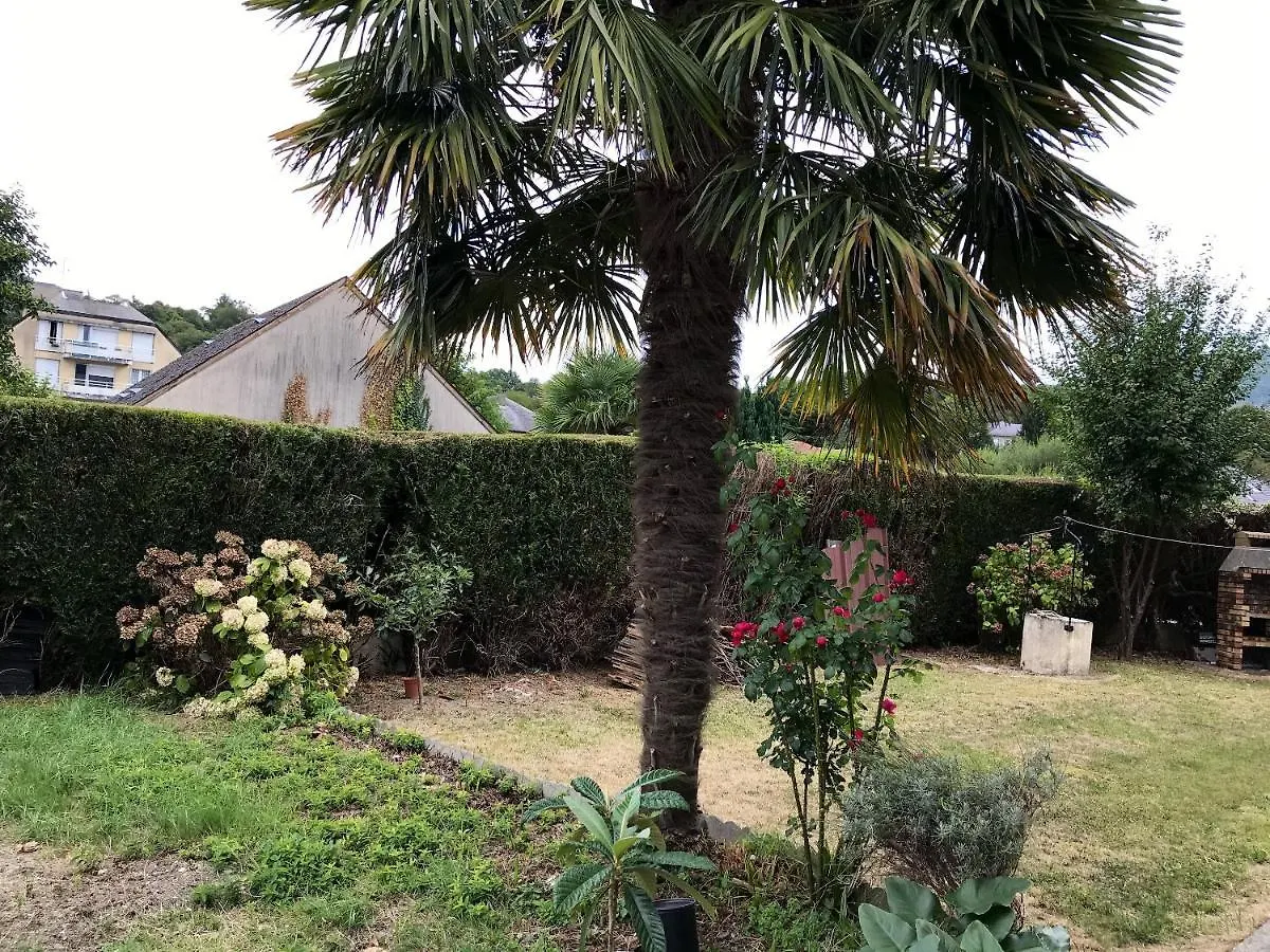 Appartement Charmant Lourdes Jardin Apartment